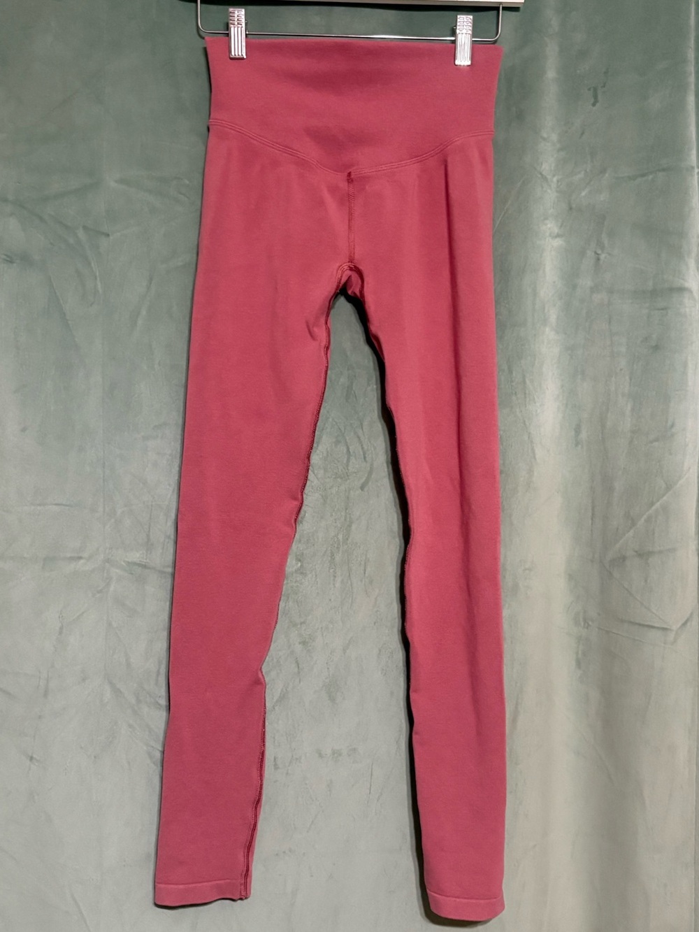 Women’s Winter Pink Leggings 🌵